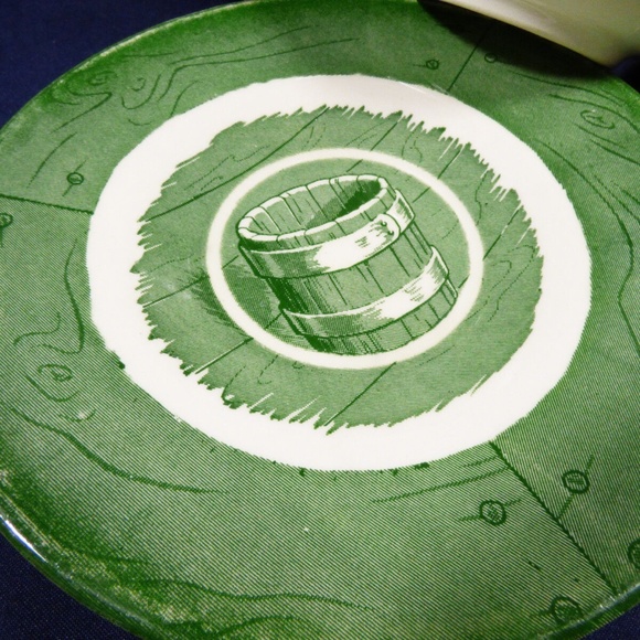 VTG by Royal China Colonial Homestead green lot of 4 tea cup & saucer sets - Picture 6 of 11